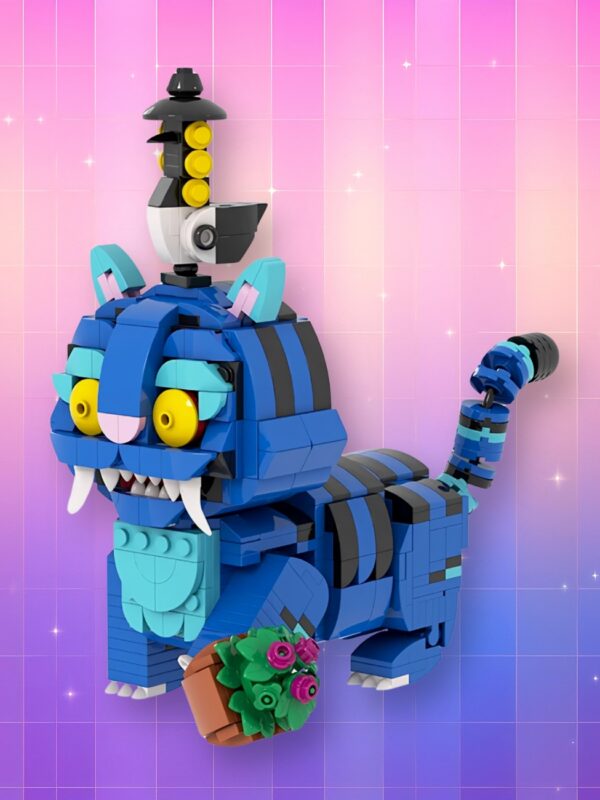 Un jeu Kpop Demon Hunters représentants des blocs de construction assemblés, formant une version lego de Derpy, portant Sussie sur sa tête est un pot de fleur à sa patte, sur un fond artificiel coloré avec un gradient allant du rose au violet.